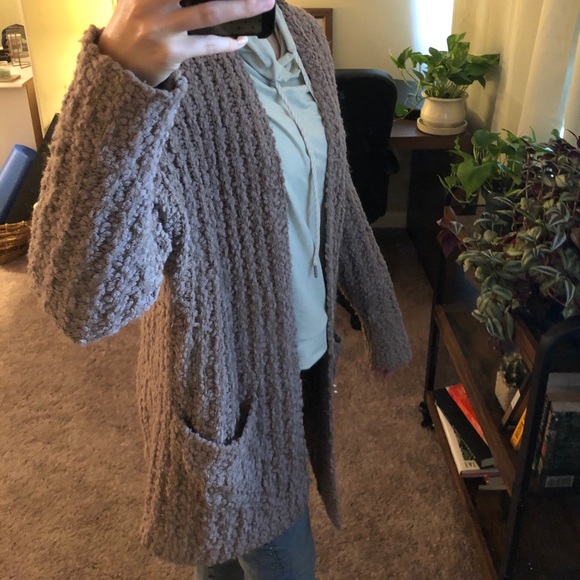 Lavender poppy cardigan. The favorite past time - Picture 2 of 4